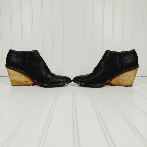 Dr. Scholl's Black Ankle Booties with Tan Wedge - Picture 7 of 11